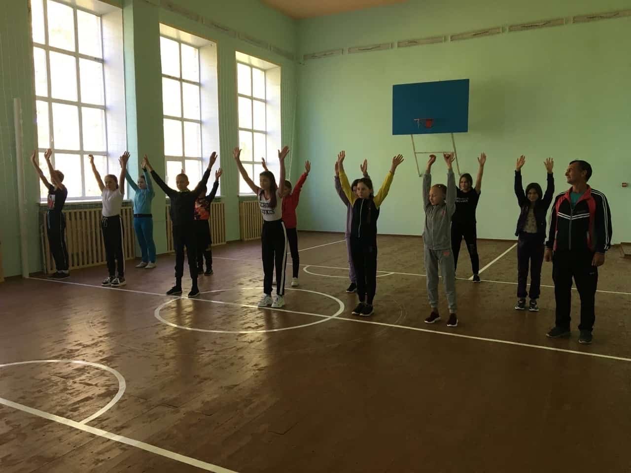 Борай районы Яңы Таҙлар ауылы мәктәбендә спорт залына капиталь ремонт яһалды