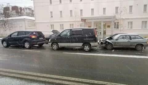 Башҡортостан транспорт һәм юл хужалығы министрлығы юлдарҙа үлемесле авариялар һанын кәметеү бурысын үҙ аллы хәл итә алмай