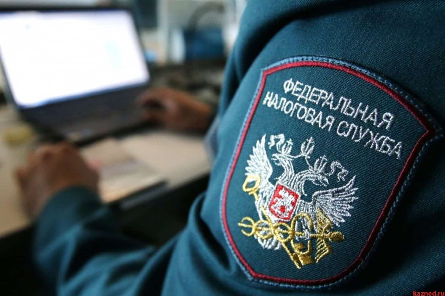 Һалым инспекторҙары бурыслы граждандарҙы асыҡлау буйынса рейд үткәрә