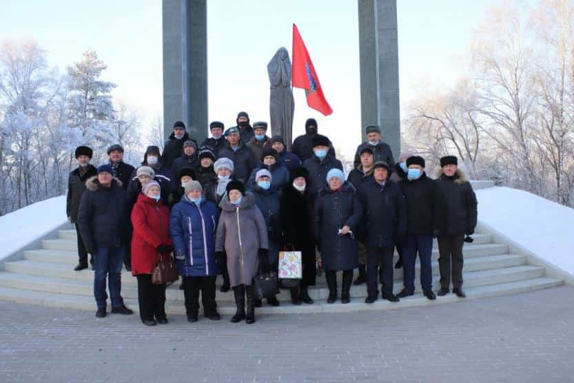 Бөгөн Чечняла ҡораллы конфликтта һәләк булған һалдаттарҙы иҫкә алыу көнө