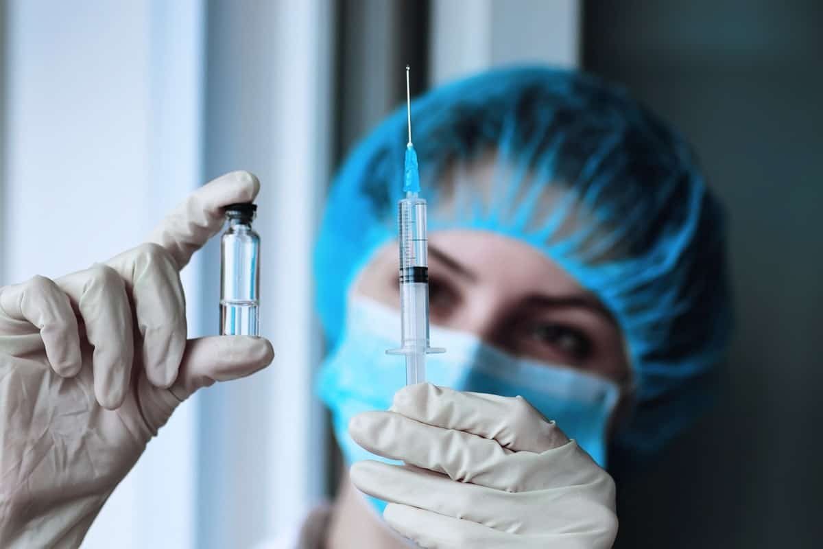 Республика башлығы Радий Хәбиров гриптан вакциналау буйынса  планды үтәргә ҡушты