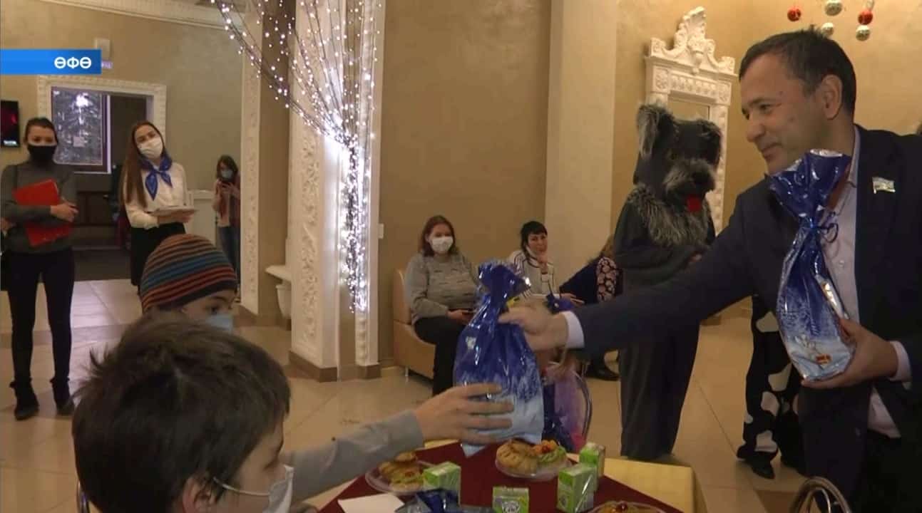 «Берҙәм Рәсәй» партияһы балаларҙы хәстәрләй