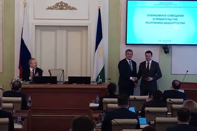 Башҡортостан Һаулыҡ һаҡлау министры Максим Забелин генерал Шайморатов ордены менән бүләкләнде