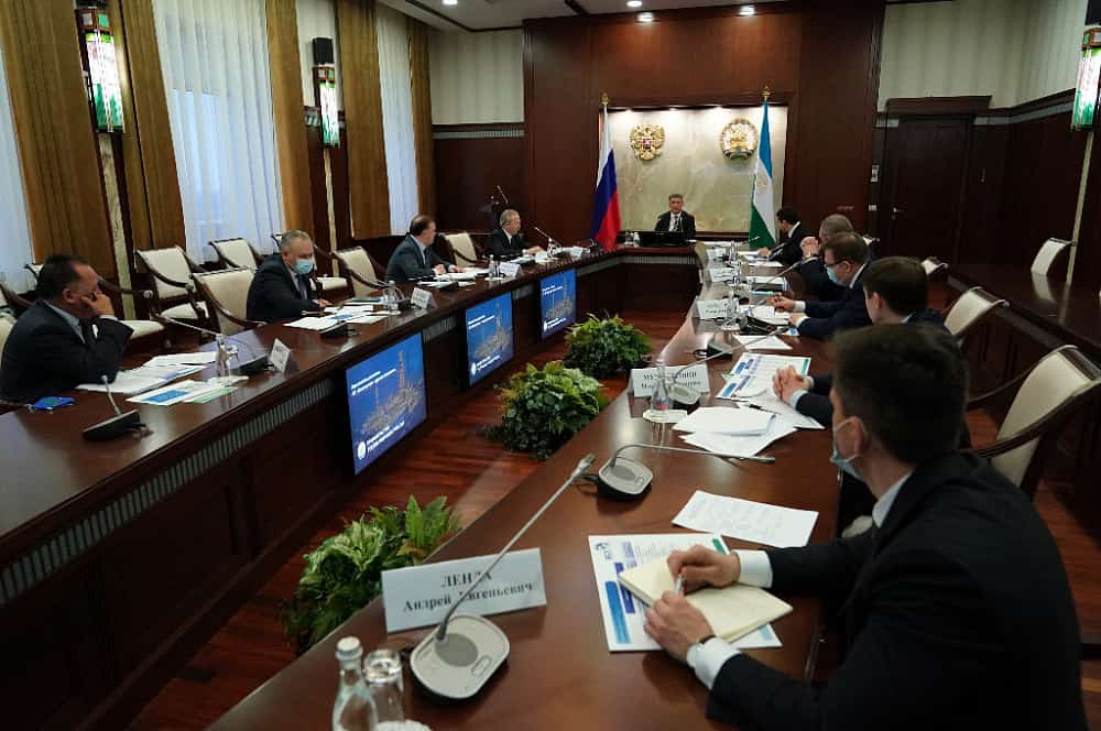 Республика башлығы Радий Хәбиров бөгөн “Башҡорт сода компанияһы” йәмғиәтен үҫтереү перспективаларына арналған  эш кәңәшмәһе уҙғарҙы