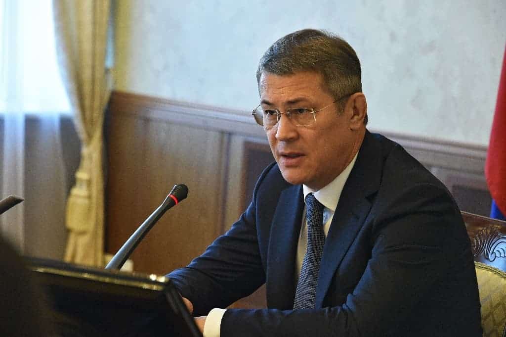 Республика башлығы Радий Хәбиров иҡтисадты үҫтереүҙе йылдың төп бурыстарының береһе тип атаны