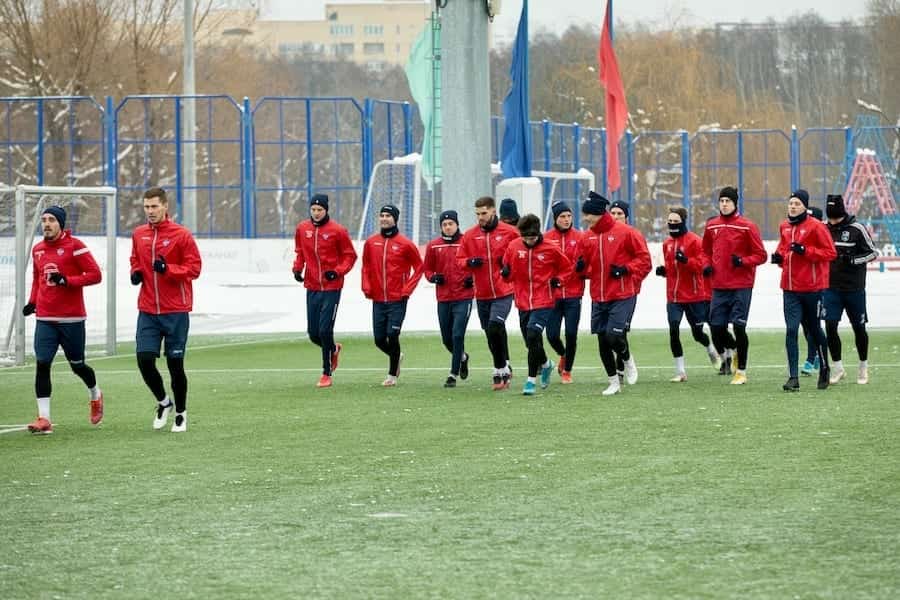 "Өфө" футбол командаһы отпускынан сыҡты