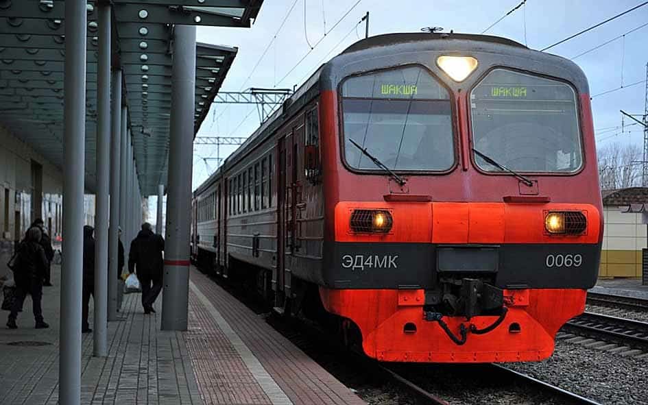 Өфөлә Дим-Шаҡша маршруты буйынса яңы электричка йөрөй башланы
