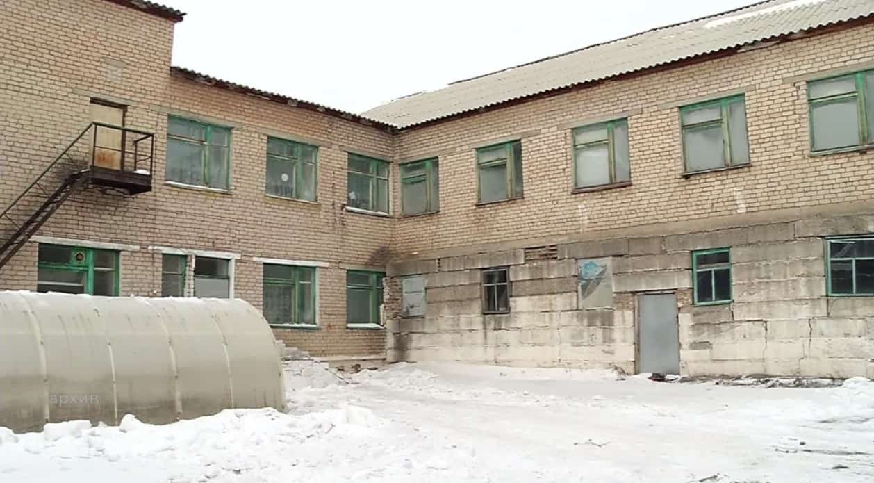 Әбйәлил районы Красная Башкирия дөйөм белем мәктәбе Һамар ауылы филиалының ҡыйығы ишелгән