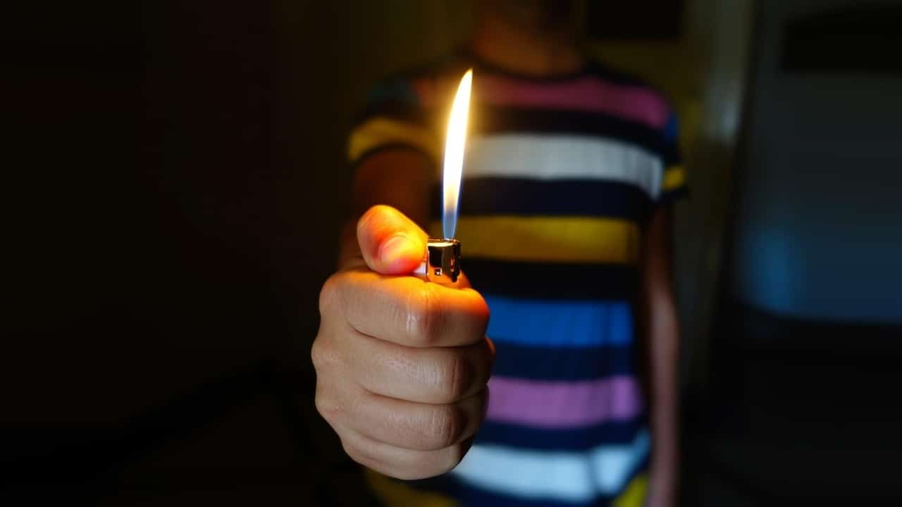 Башҡортостанда балаларға ут тоҡандырғыс  һатҡан өсөн штраф һалына