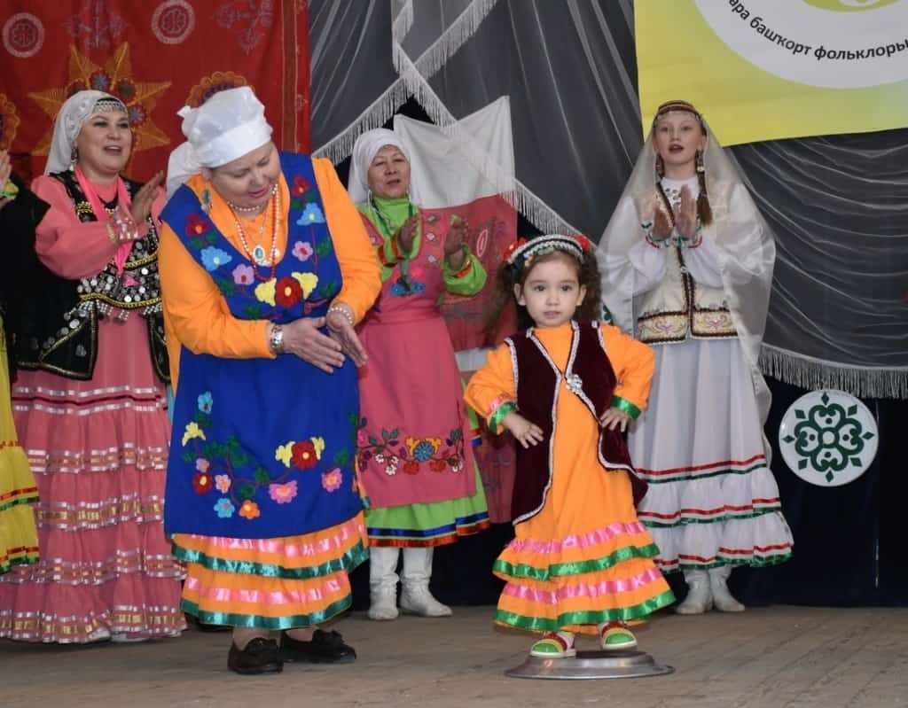 Арый ауылында фольклор фестивале ойошторола