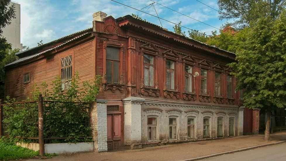 Баш ҡалала мәҙәни мираҫ объекттарын һаҡлау, ҡулланыу һәм танытыу темаһына арналған семинар бара