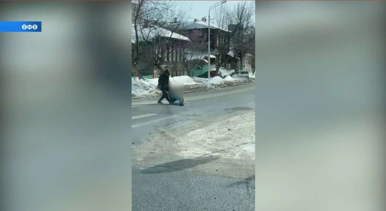 Бөгөн көндөҙ баш ҡаланың Пушкин урамында ике ирҙең низағлашыуы һөҙөмтәһендә берәүһенең ғүмере өҙөлдө