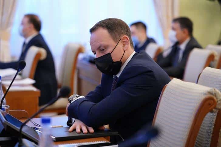 Республика хөкүмәте етәксеһе Александр Сидякин Владимир Бураков менән осрашты