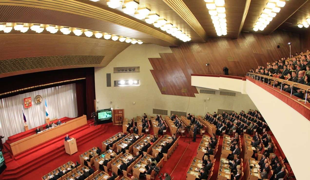 Республика парламенты депутаттары иҫерек водителдәрҙең автомобилен тартып алырға тәҡдим итә