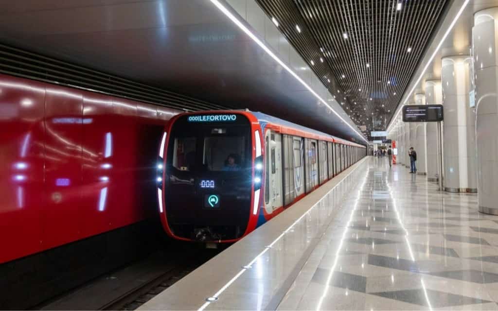 Мәскәү метроһында Башҡортостан һәм Өфө символикаһы менән поезд йөрөй башлай