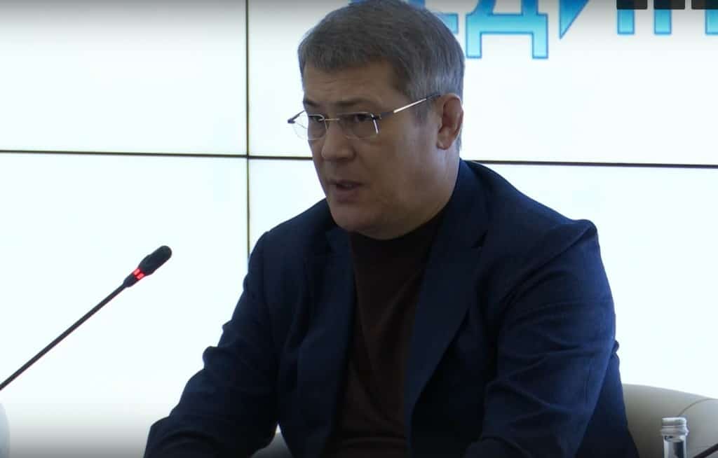 Радий Хәбиров һуғыш балаларына айырым статус биреүҙе хупланы