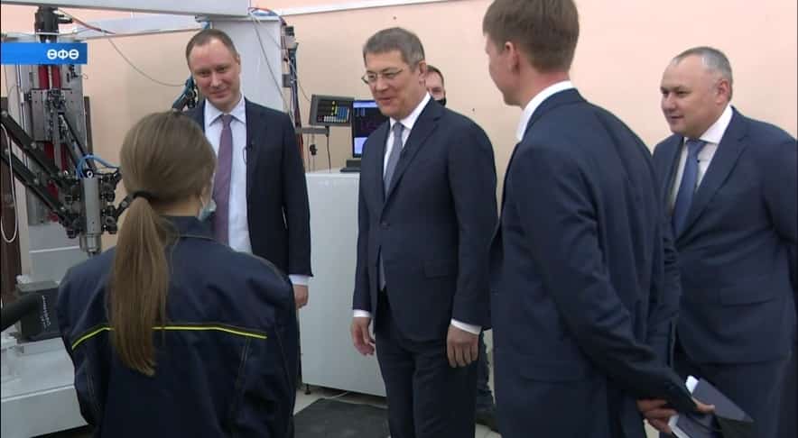 Башҡортостан башлығы Өфө дәүләт авиация техник университетына барҙы