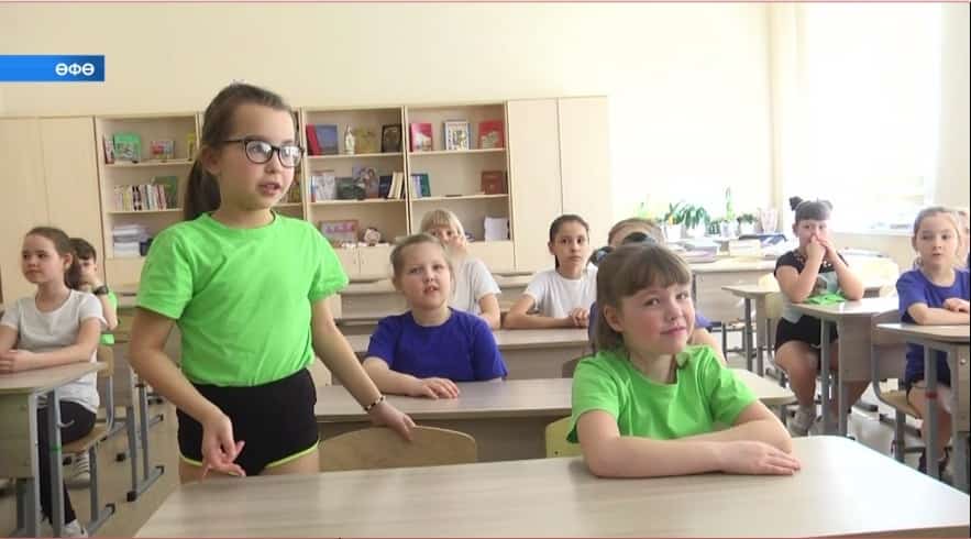 Республиканың бөгөн 300-ҙән ашыу мәктәбе профилле лагерь форматында эшләй