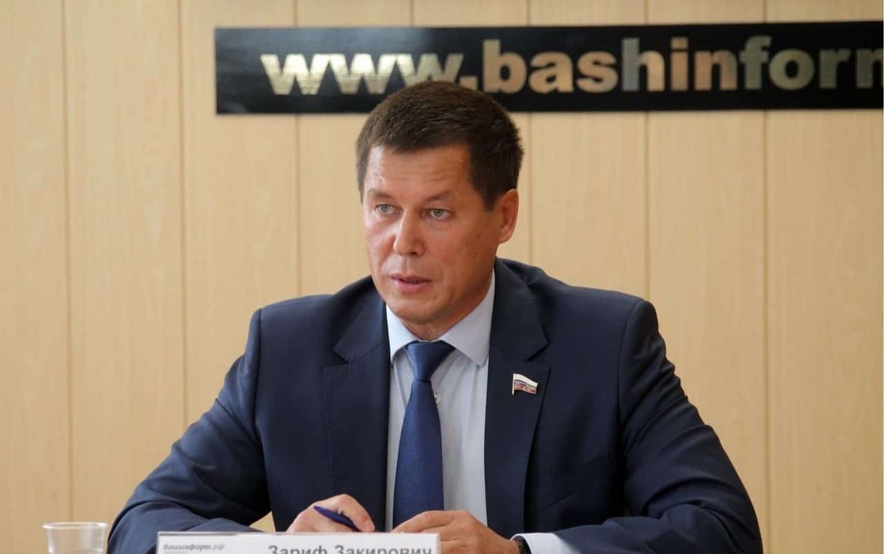 Абруйлы ирҙәргә - “Ир терәге” наградаһы тапшырыла