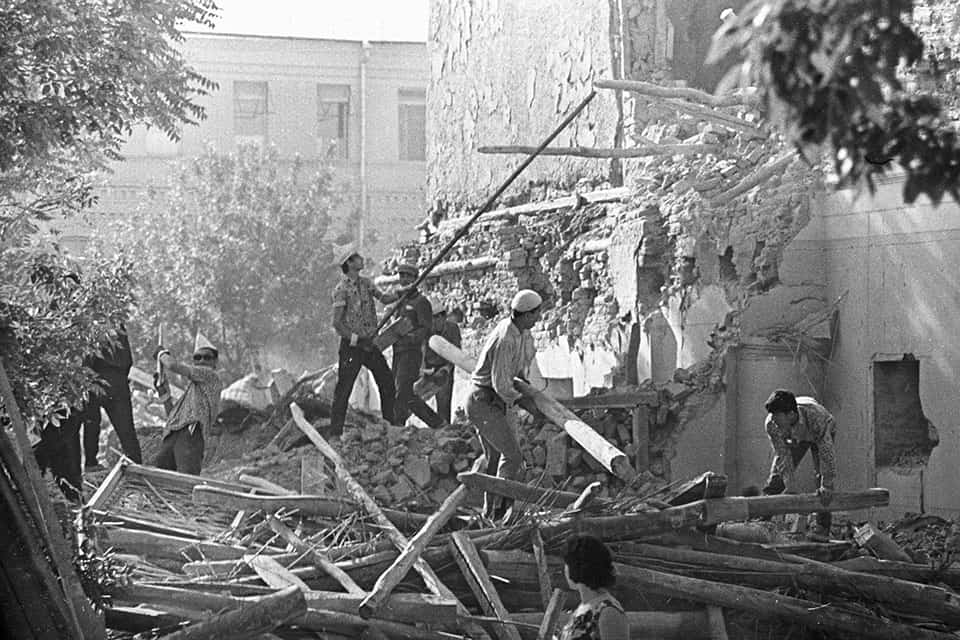 1966 йылдың 26 апрелендә Үзбәкстандың баш ҡалаһы Ташкентта ер тетрәй