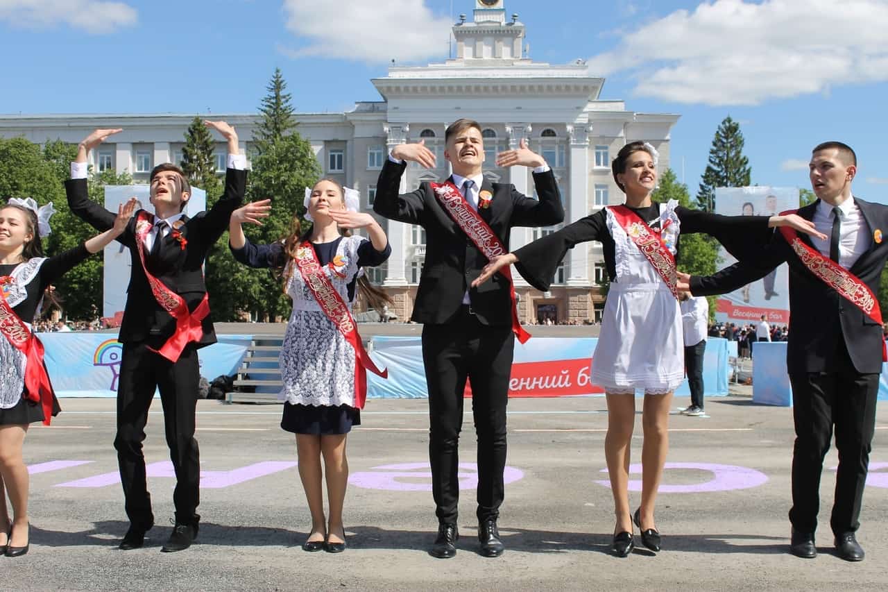 Республикала ата-әсәләргә сығарылыш кисәләрендә ҡатнашырға рөхсәт ителде