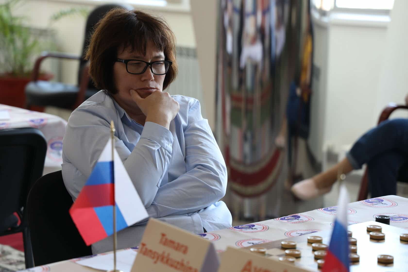 Донъяның иң яҡшы шашкасыһы Тамара Танһыҡҡужина уйынға саҡыра