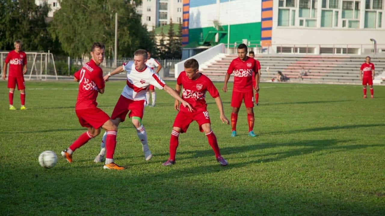 Туймазының "Спартак" футбол командаһы ил беренселегенең өсөнсө двизионында уңышлы сығыш яһай