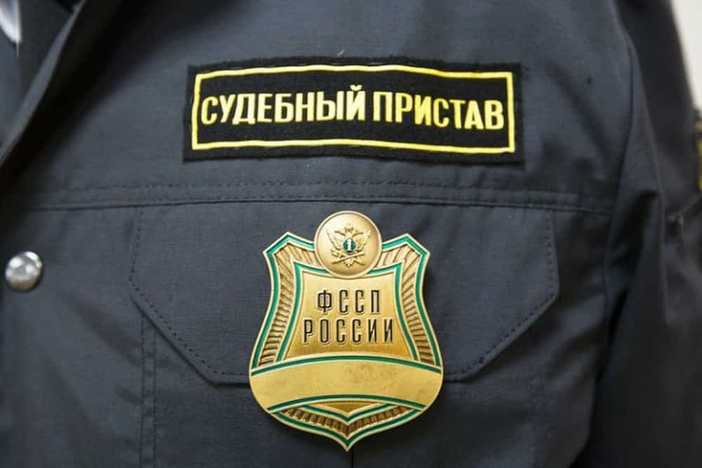 Суд приставтары Стәрлебаштың үҙәк район дауаханаһына ҡараған  ике бинаның эшмәкәрлеген туҡтатҡан