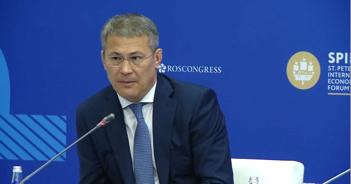 Санкт-Петербург Халыҡ-ара иҡтисади форумында Башҡортостан үҫеше буйынса проекттар ҡарала