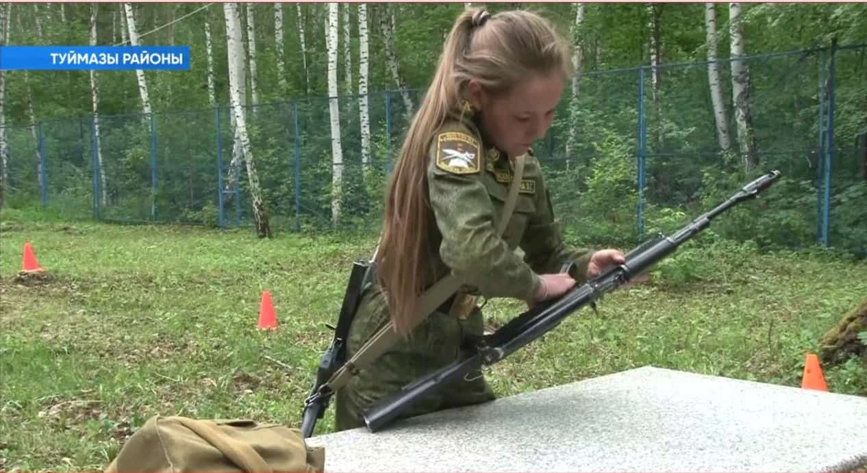 Илһөйәрлек мәктәп партаһынан тәрбиәләнә