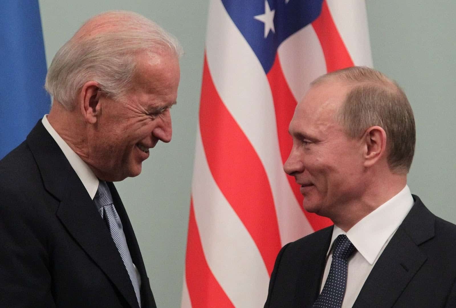Владимир Путин Джо Байден менән осраша