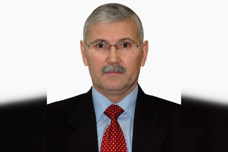 Республиканың элекке Тәбиғәттән файҙаланыу һәм экология  министры Азат Ҡотләхмәтов арабыҙҙан китте