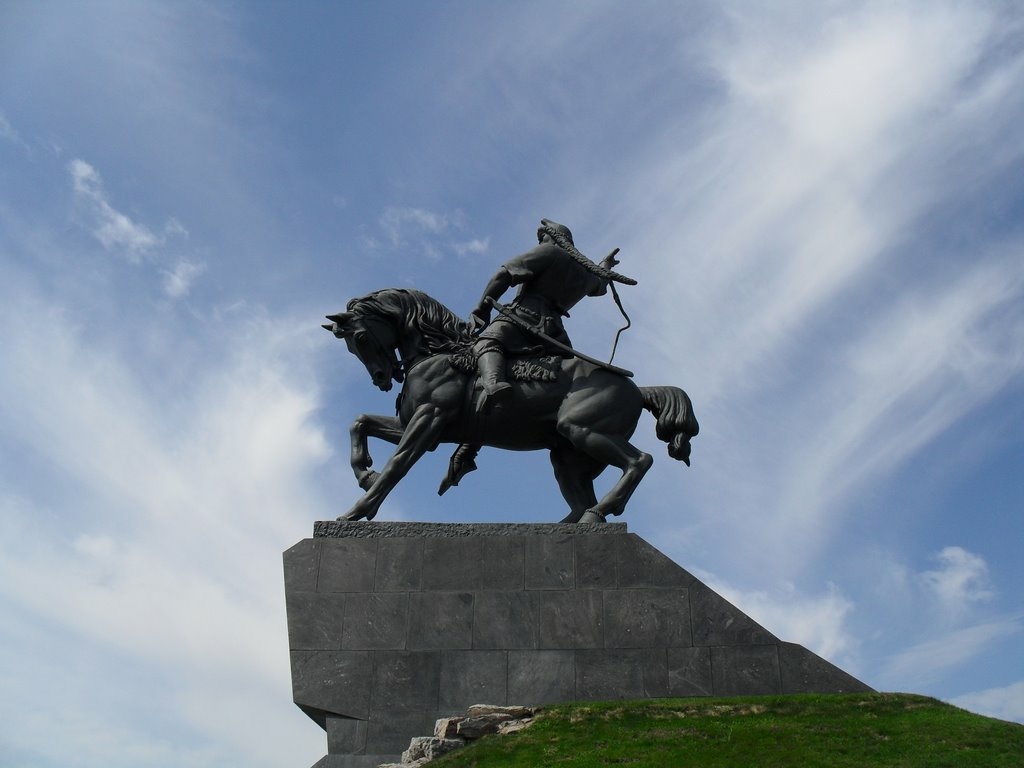 Бөгөн халҡыбыҙҙың милли батыры Салауат Юлаевтың тыуған көнө