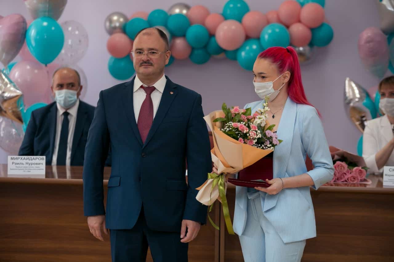 Башҡортостандың ике табибына Рәсәй наградаһы тапшырылды