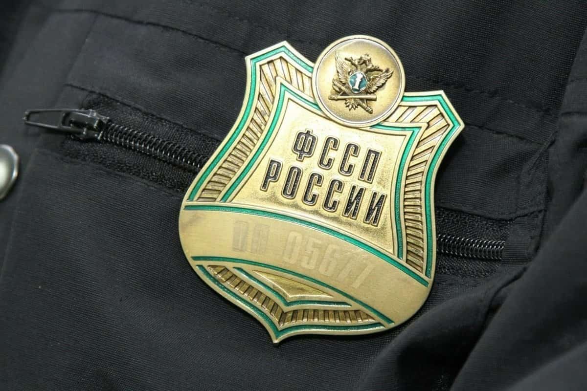 Благовещен ҡалаһында йәшәүсе йылылыҡ өсөн бурысы арҡаһында машинаһыҙ ҡалған