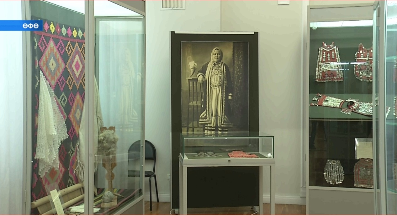 Милли музейҙа Бөтә донъя фольклориадаһына арналған күргәҙмә асылды