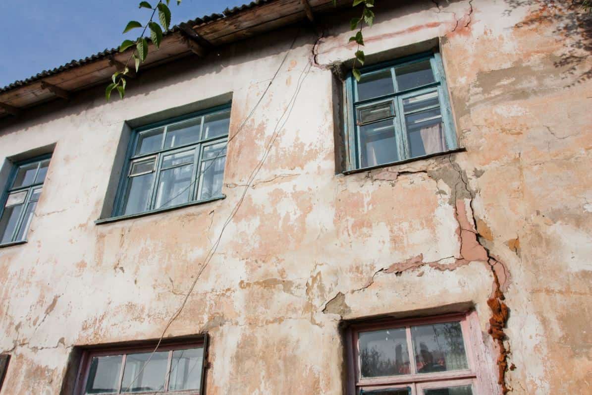 Республикала авария хәлендәге торлаҡта йәшәүселәр ваҡытынан алда күсерелә