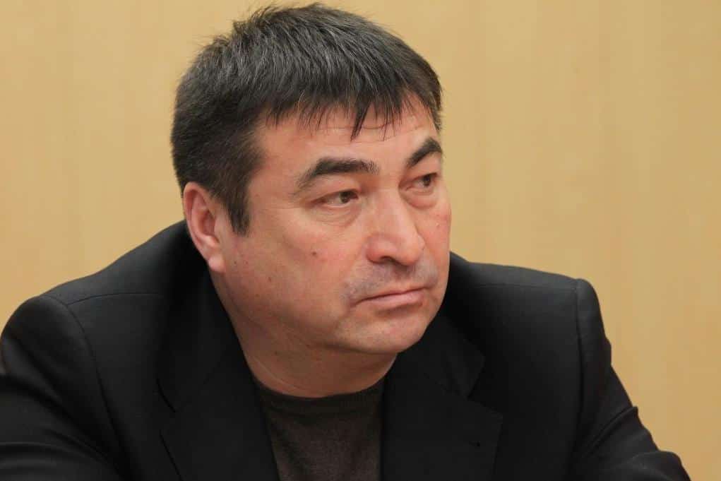 “Башҡортостан” киностудияһының элекке етәксеһе, кинорежиссер Азамат Хужәхмәтов вафат булған