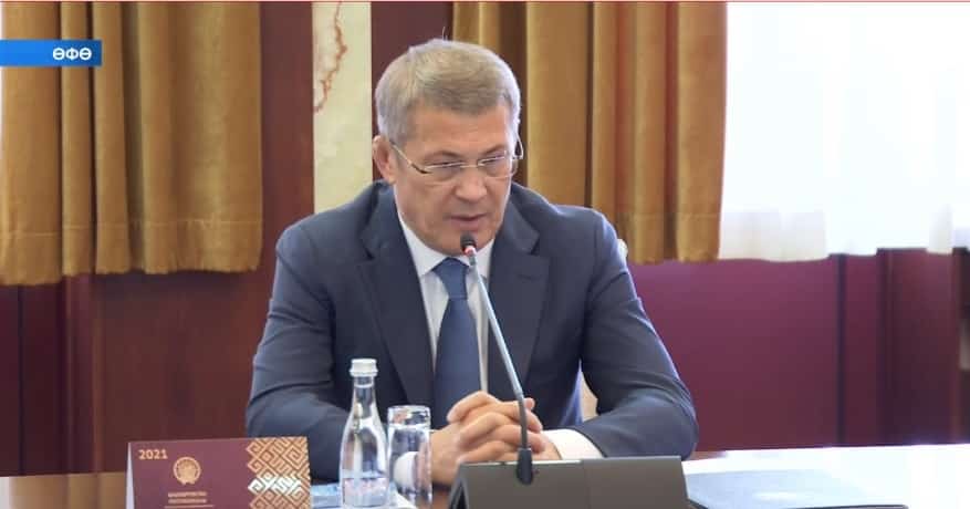 Быйыл 100 балға тамамлаусыларҙың 40 проценты Башҡортостан вуздарына инергә ҡарар иткән