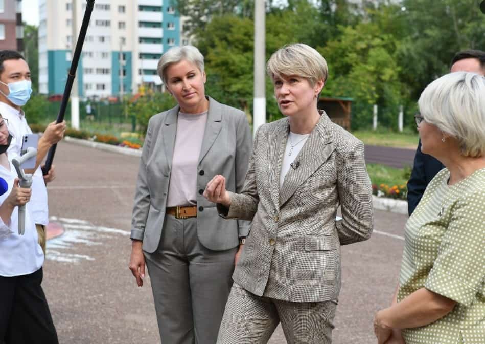 Елена Шмелева республиканың милли мәғариф системаһына индергән өлөшөн юғары баһаланы