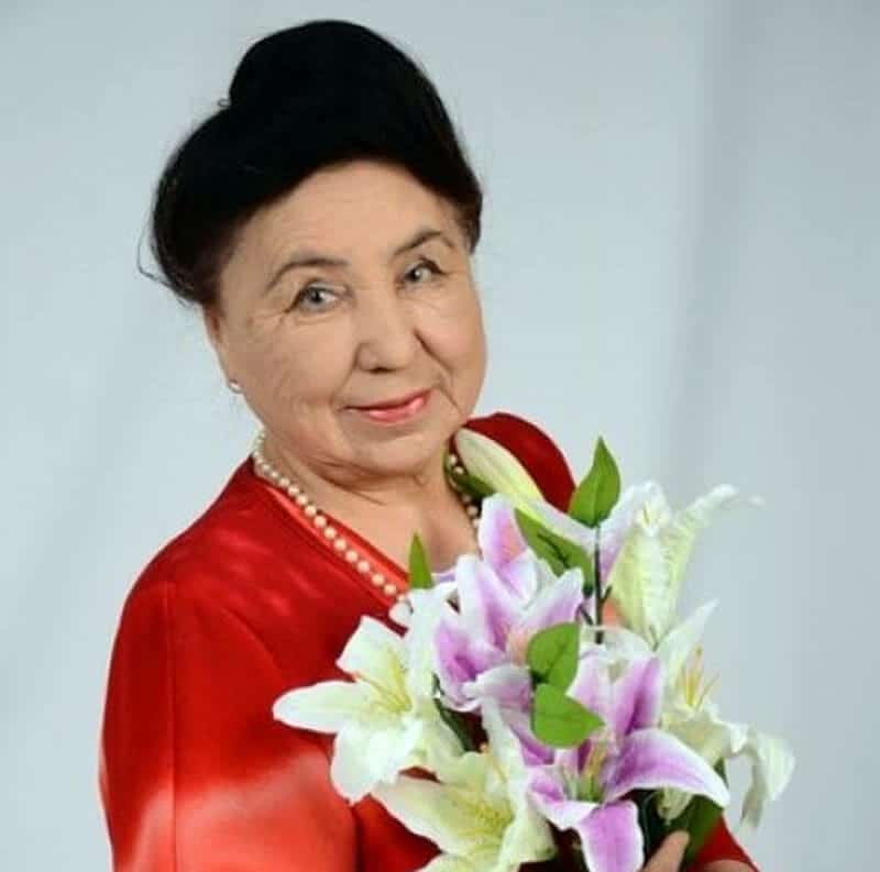Бөгөн Башҡортостан йәмәғәтселеге яҙыусы һәм үҙешмәкәр композитор Зөһрә Фәйзуллинаны иҫкә ала