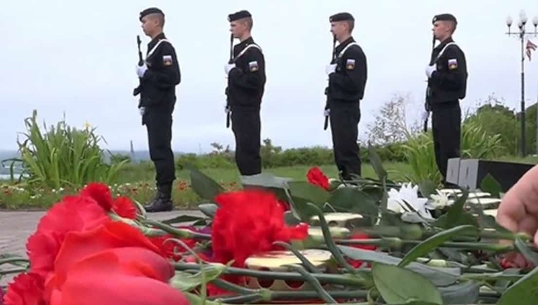 “Курск” фажиғәһенә  21 йыл тулды