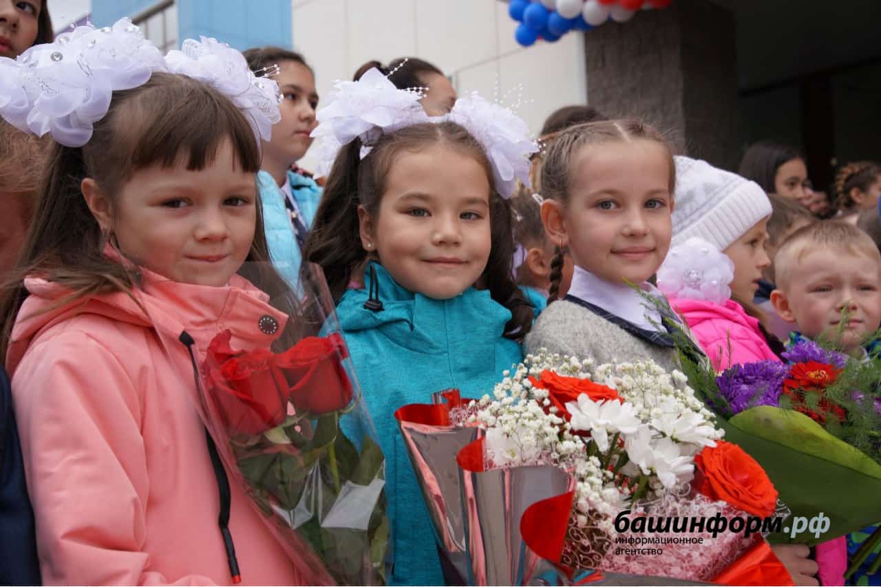 Сәйәси партиялар вәкилдәре Белем көнө уңайынан сараларҙа  ҡатнашты