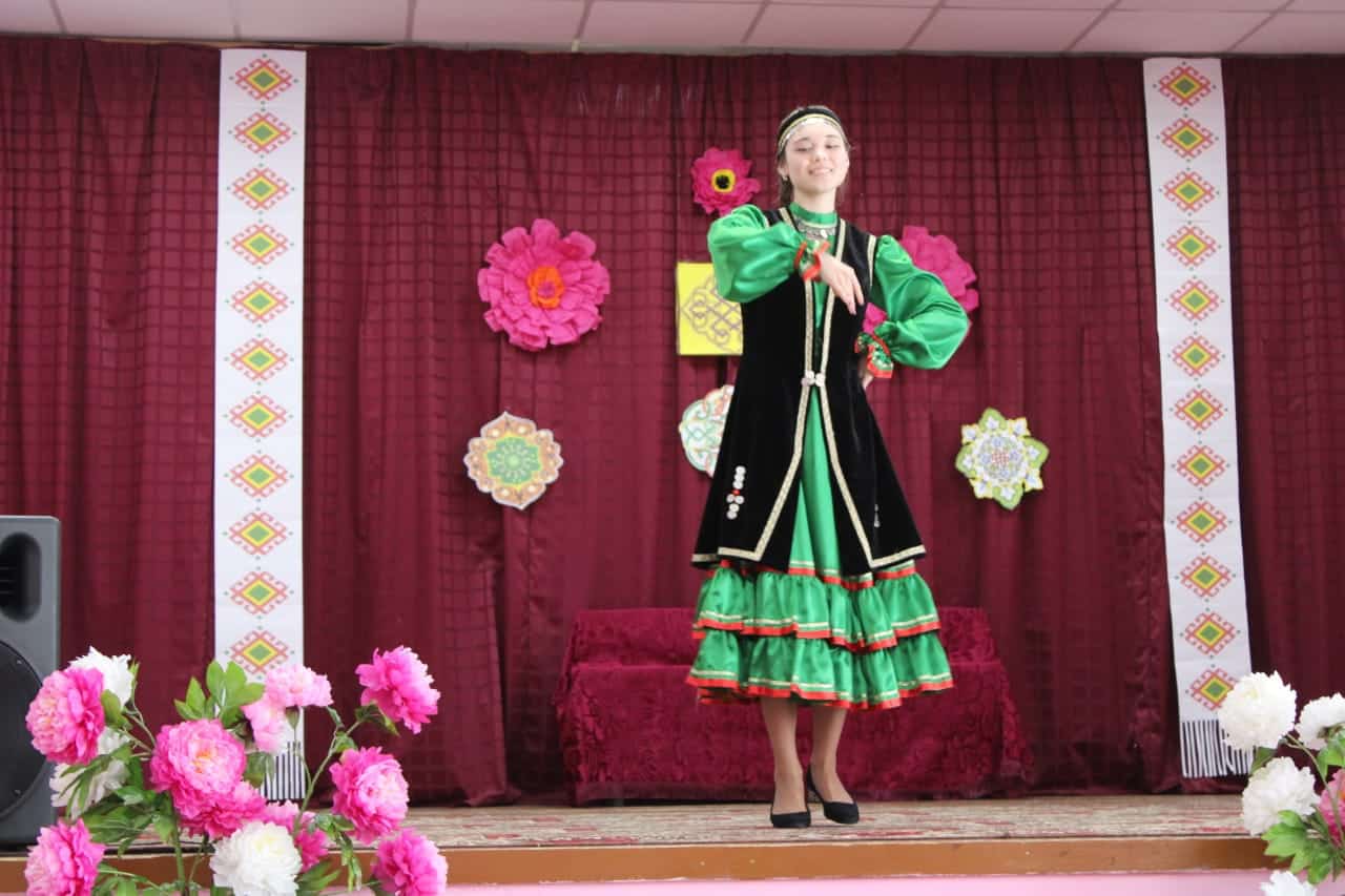 Ырымбур өлкәһенең Ейәнсура ауылы балалары башҡорт йәкшәмбе мәктәбендә уҡый ала