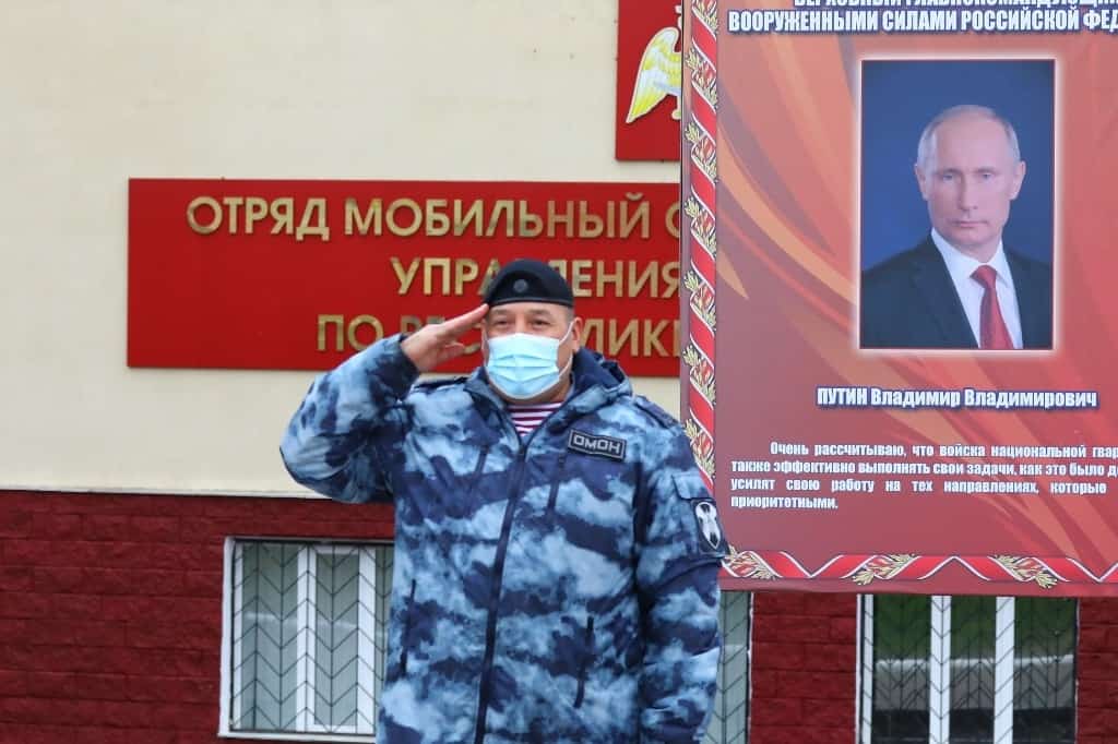 Бөгөн ОМОН хеҙмәткәрҙәре байрам итә