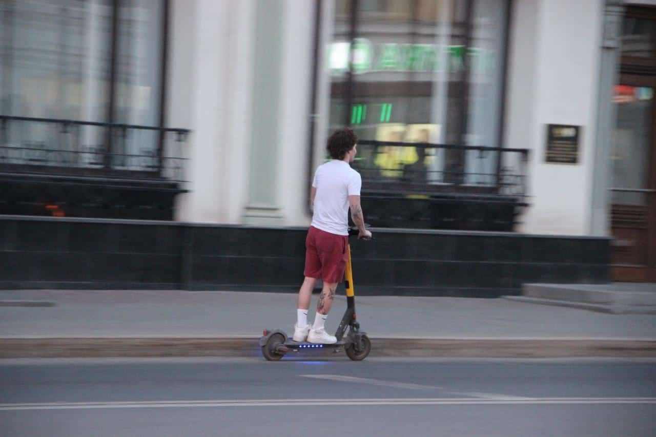 Электр самокаты тиҙлеге  сикләнә