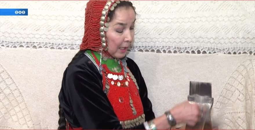Тарих һөйләй башҡорт шәлдәре...