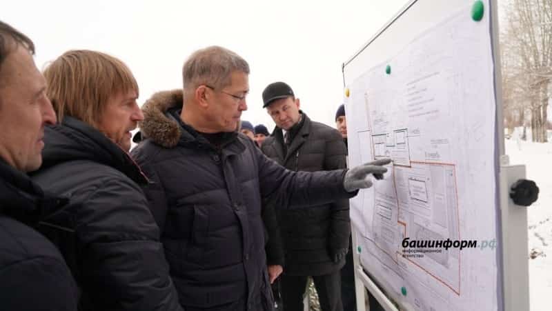 Радий Хәбиров  "Патриот" паркын ҡараны