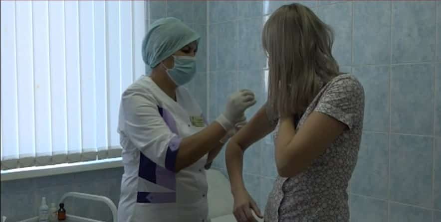 Республикала айырым тармаҡта эшләүселәр коронавирустан мотлаҡ вакцина яһатырға тейеш