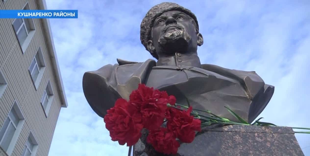 Кушнаренко районында бөгөн «Ҡара генералға» бюст асылды